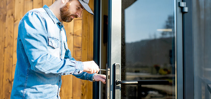 Frameless Glass Storefront Door Locks Replacement in Granite City, IL