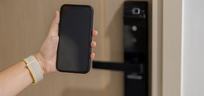 Keypad Wifi Locks Repair And Installation in Granite City, IL