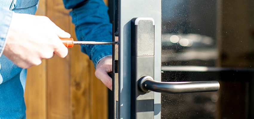 Aluminium Door Lock Replacement in Granite City, Illinois