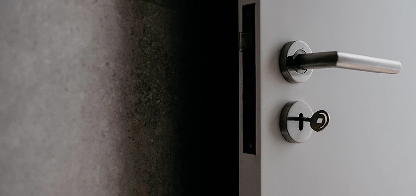 Front Door Handle Repair And Installation in Granite City, IL