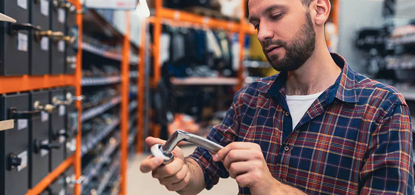 Locksmith For Retail Stores Lockout Services in Granite City