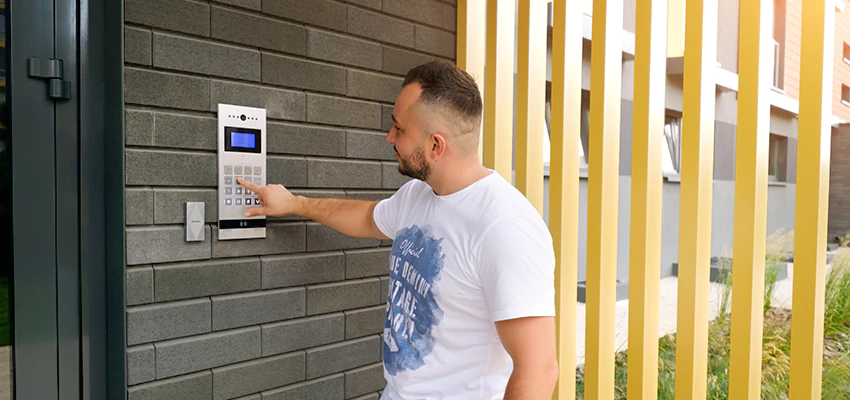 Locksmith Company For Smart Lock System Installation in Granite City, Illinois